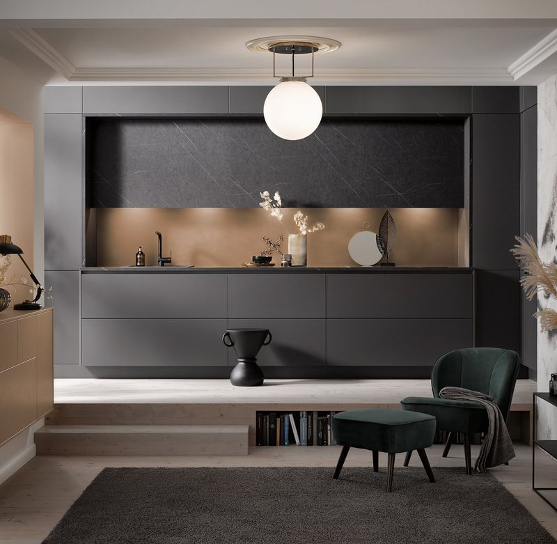 Moderne Küche in mattem Grau mit Marmoroptik